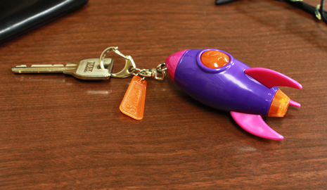 作为家门钥匙或是车钥匙的钥匙扣使用。