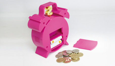 All size coins will work.